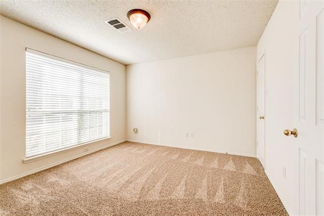 Building Photo - 4500 Shady Hollow Dr