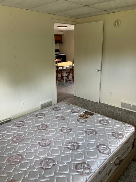 Bedroom - 6910 County Road 37