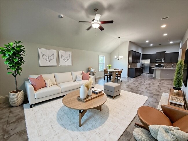 Building Photo - 4615 Tuscan Lily Dr