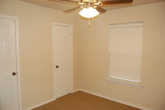 Building Photo - 3/2/2 in Frenship ISD