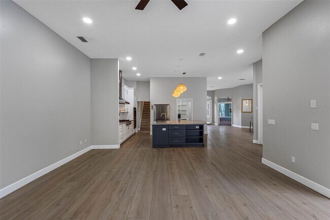 Building Photo - 16750 Ivy Lake Dr