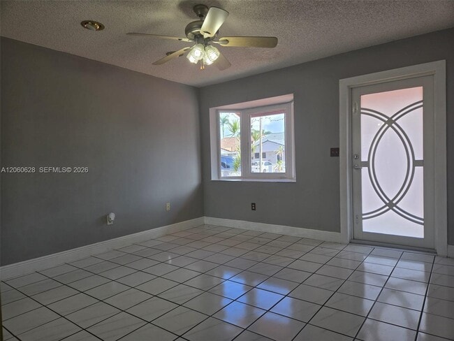 Building Photo - 8810 NW 114th Terrace