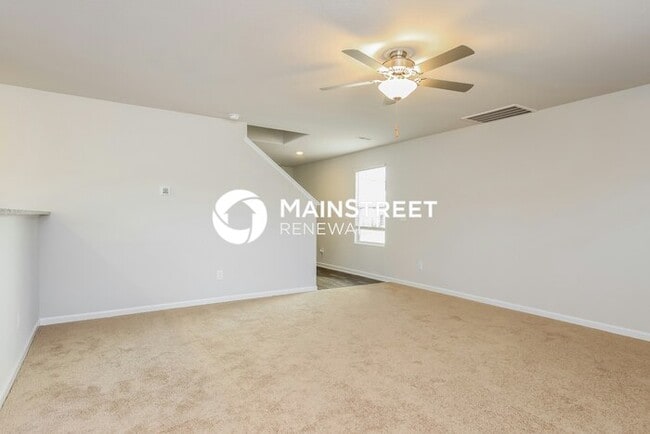 Building Photo - 3 Bedroom Pet-Friendly Home in Zebulon, NC with Main Street Renewal