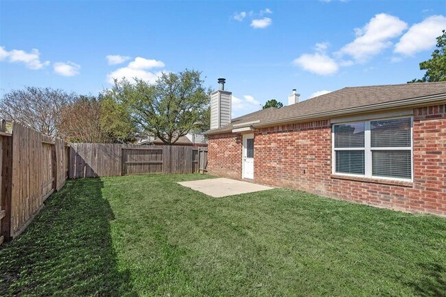 Building Photo - 11811 Skydale Dr