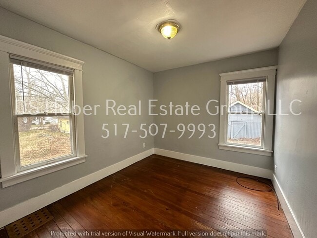 Building Photo - 2208 Marcus-
