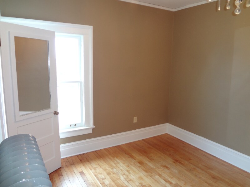 Building Photo - 300 2nd Ave NW