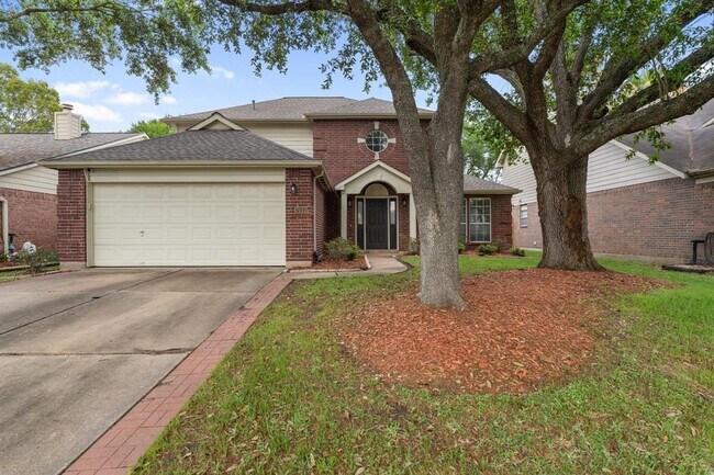Building Photo - 7015 Redwood Falls Dr