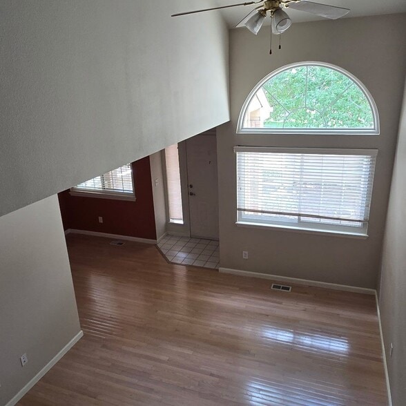 Building Photo - 7776 W 90th Dr