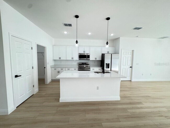Building Photo - 2942 SW 162nd Street Rd