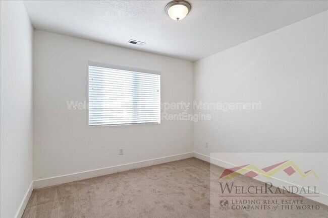 Building Photo - 1177 Shady Brook Ln S