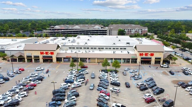 Building Photo - 946 Lamonte Ln