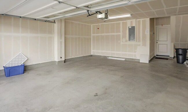 Building Photo - 341 Wild Rose Wy