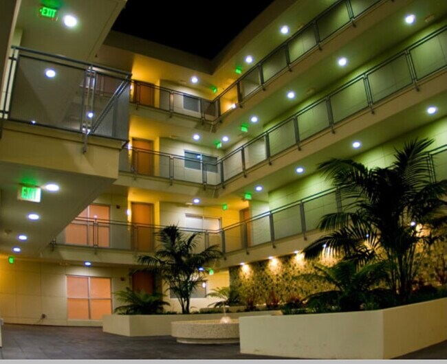 Building Photo - 11406 Exposition Blvd