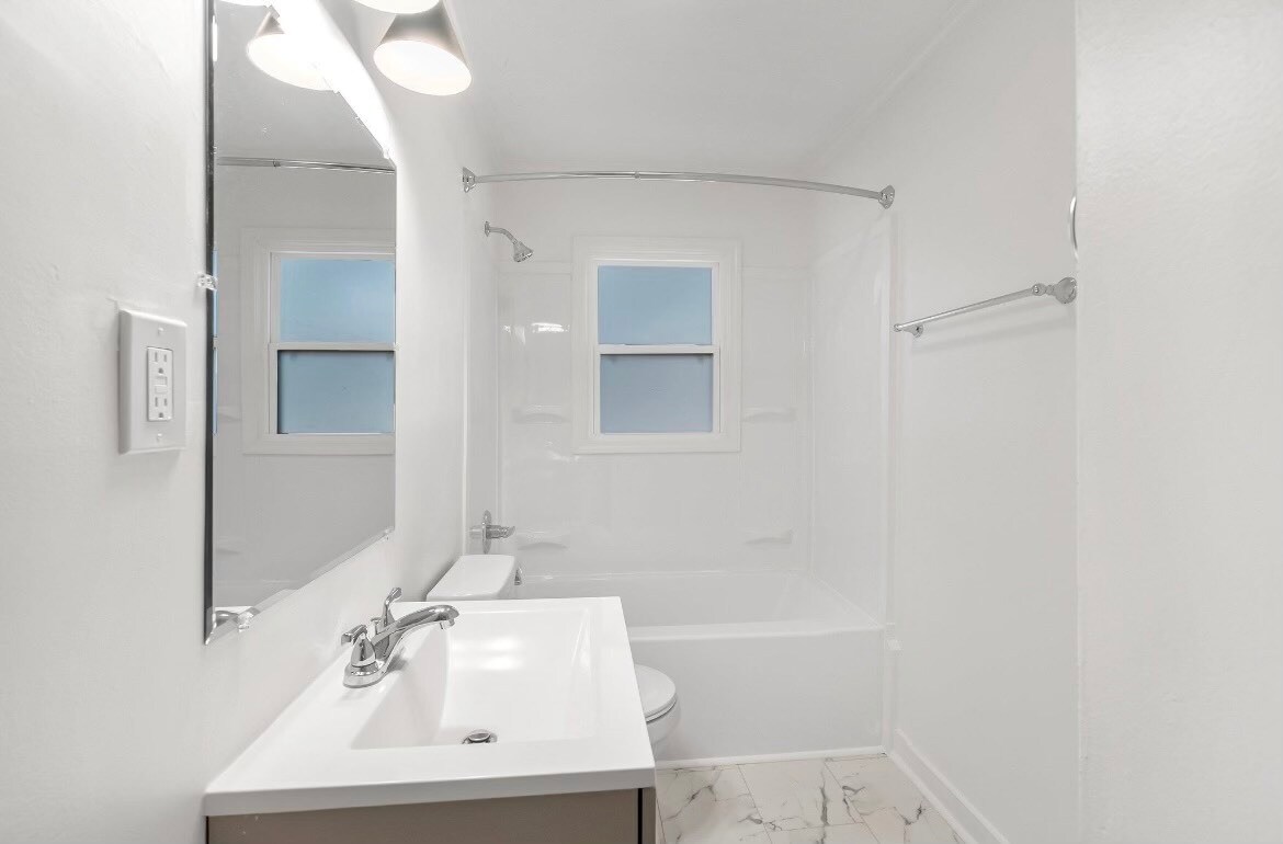 Building Photo - 409 Yardley Ct