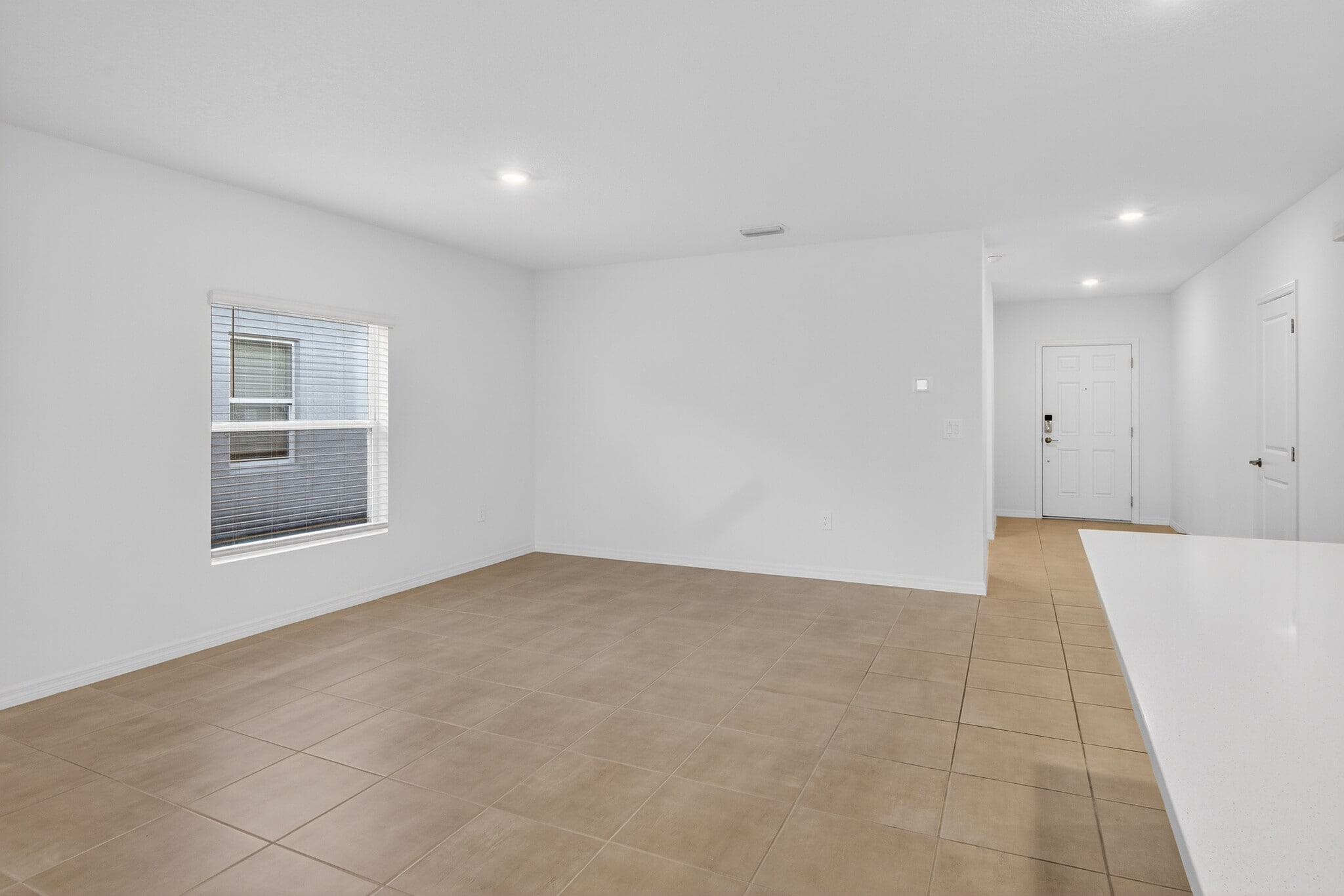 Building Photo - 3917 Southern Vista Loop