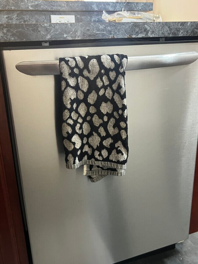 Building Photo - 14008 Chicora Crossing Blvd