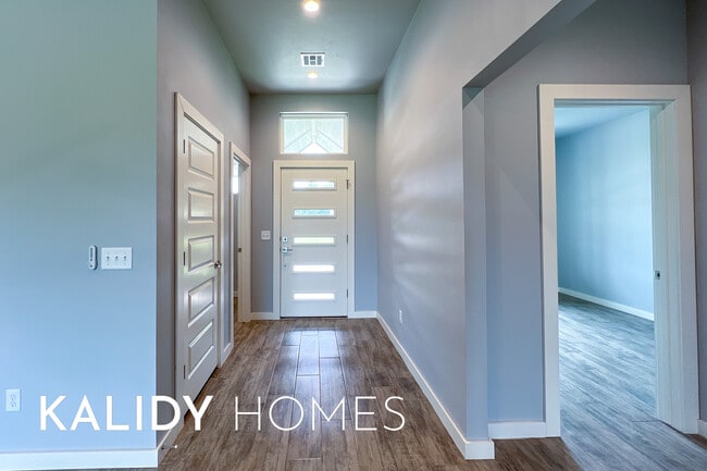 Building Photo - 17859 Salem Rd