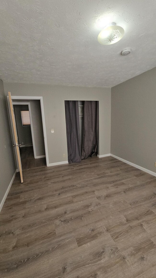 Building Photo - 10218 Weir St