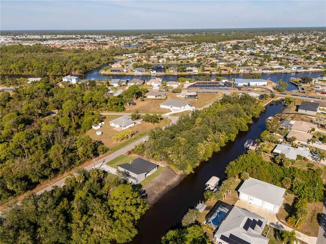 Building Photo - 70 McDill Dr