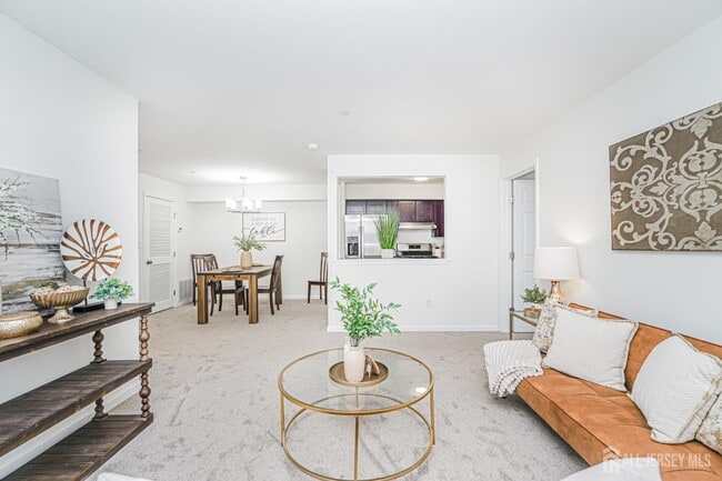 Building Photo - 1227 Waterford Dr