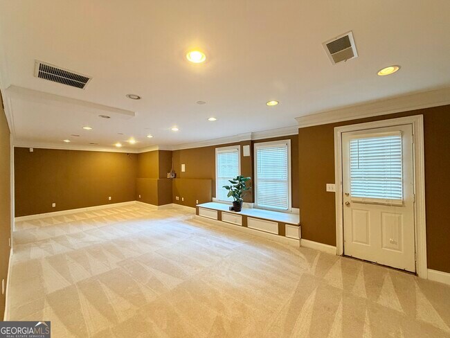 Building Photo - 3753 Baccurate Way