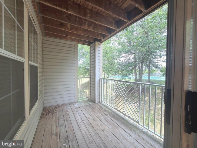 Building Photo - Welcome to Piney Orchard! This beautifully updated 2-bedroom, 2-bath condominium!