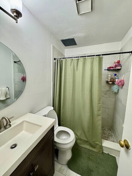 Building Photo - 772 Columbus Ave