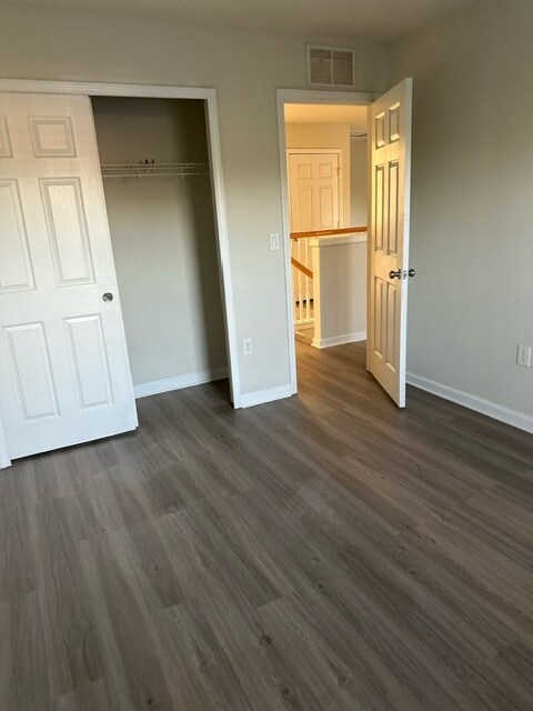 Building Photo - 14020 Corrine Cir