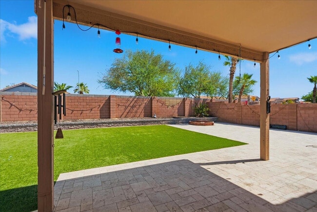 Building Photo - 4414 E Villa Rita Dr