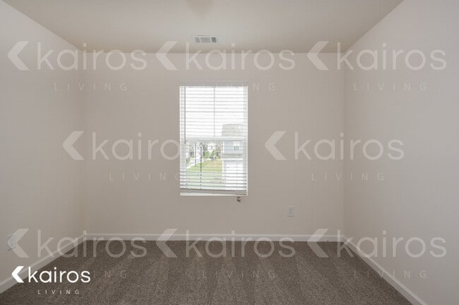 Building Photo - 123 Dudley Wy