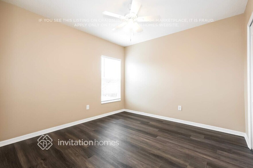 Building Photo - 721 Star Pointe Dr