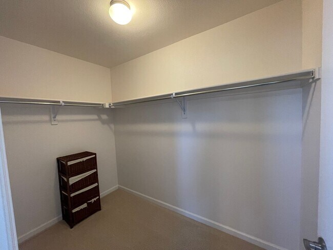 Building Photo - The Lifestyle You Seek!