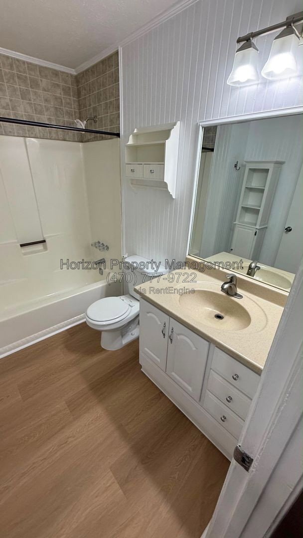 Building Photo - 4014 White Oak Ct NW