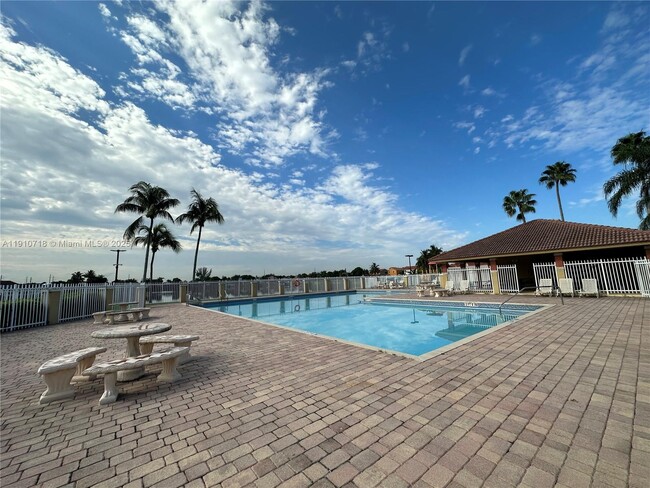 Building Photo - 5259 NW 184th Ln