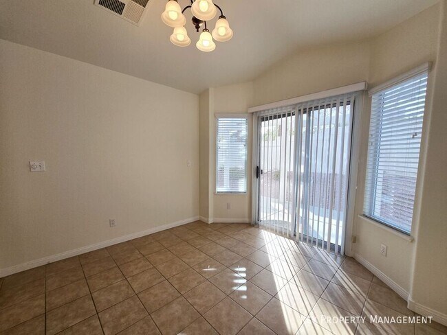 Building Photo - 1825 Imperial Cup Dr