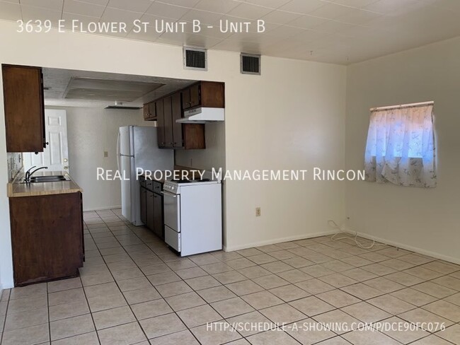 Building Photo - 2 BD/1BA IN CENTRAL TUCSON