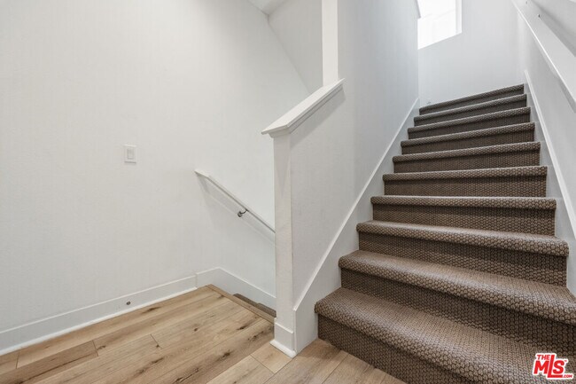 Building Photo - 9942 Artesia Blvd