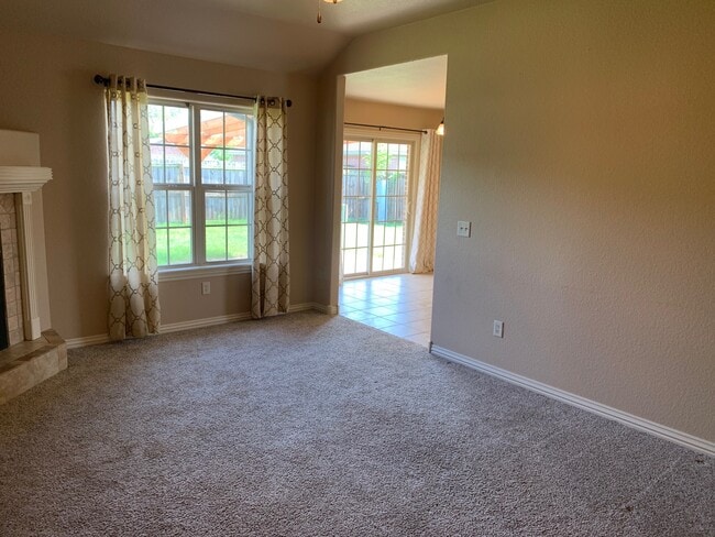 Building Photo - 3876 W Mahogany Dr