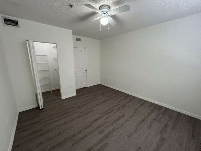 Building Photo - 2360 E Preserve Way