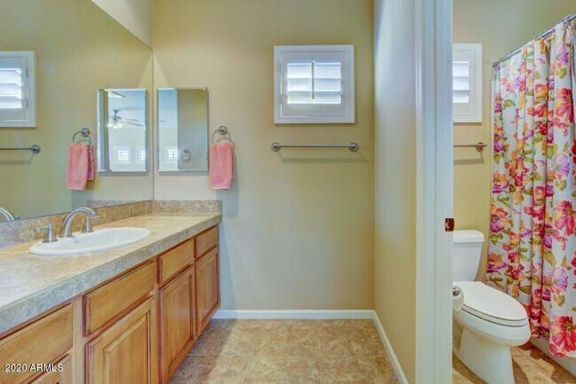 Building Photo - 8010 E Wingspan Way