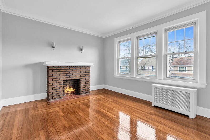 Building Photo - 181 Jacoby Street