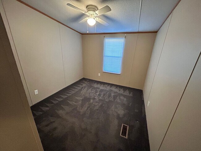 Building Photo - COZY 3 BR 2 BA located in Mount Holly  ***RENT SPECIAL : 1/2 OFF FIRST MONTH OF RENT!!!