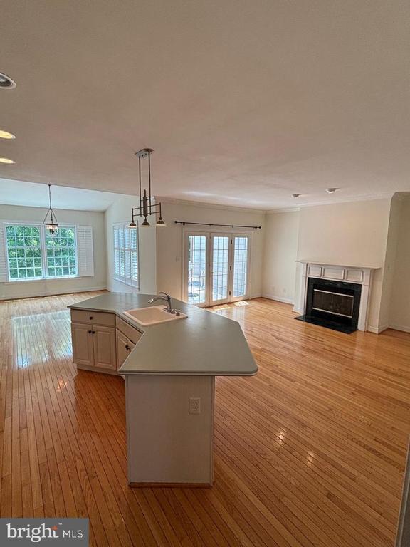 Building Photo - 571 Gramercy Ln