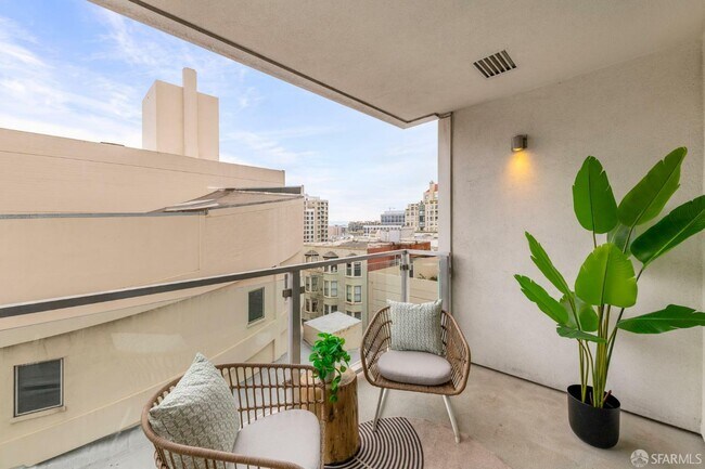 Building Photo - 1450 Franklin St