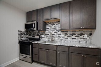 Building Photo - Renovated 1BD/1BATHS