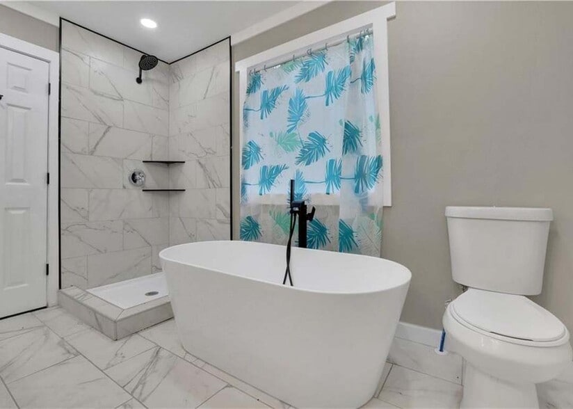 Building Photo - 4913 Windsor Downs Dr