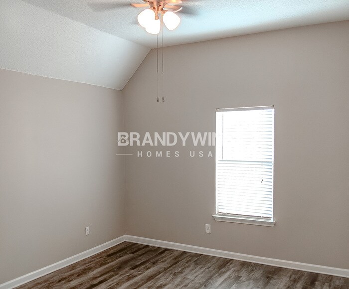 Building Photo - 5540 Dedo Cove