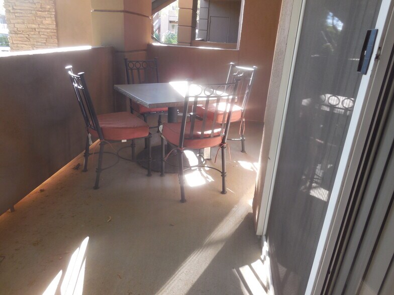 Building Photo - 7009 E Acoma Dr