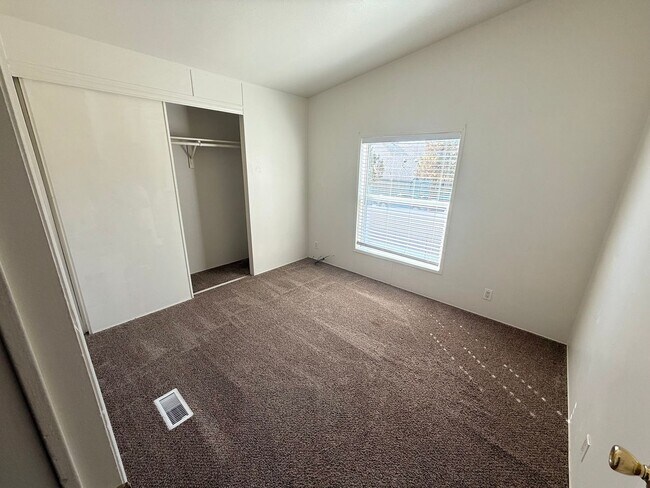 Building Photo - 65280 76th St