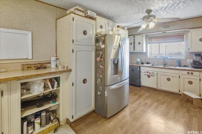 Building Photo - 5 bedroom in Pleasant View UT 84414